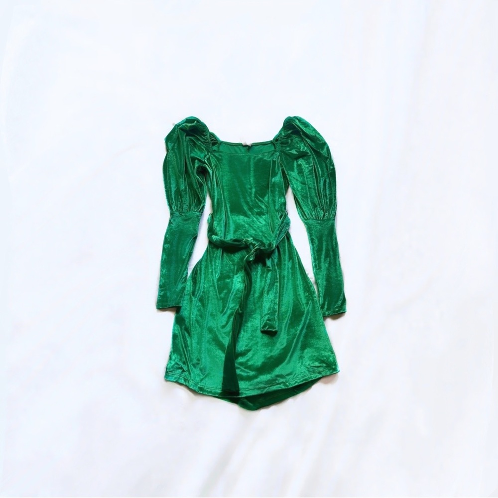 asos ⋆ velvet puff sleeve dress